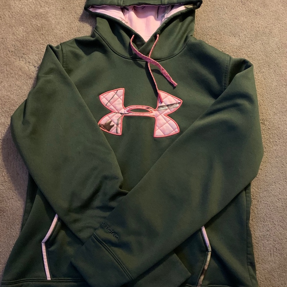 Navy Green and Pink sweatshirt.💕❤️